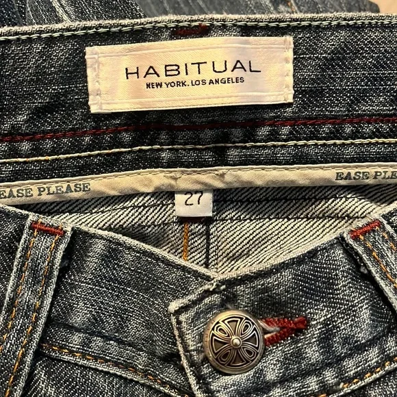 Habitual Bootcut Jean - Picture 9 of 11